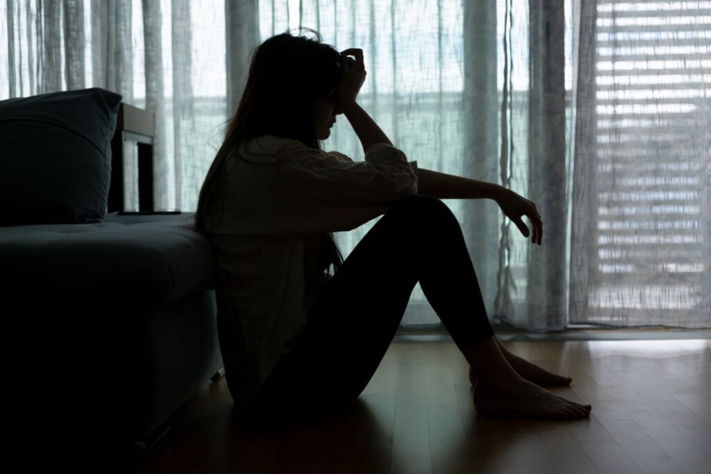 woman has depression during kratom withdrawal
